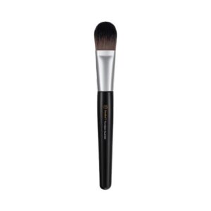 [STUDIO 17] Foundation brush 823
